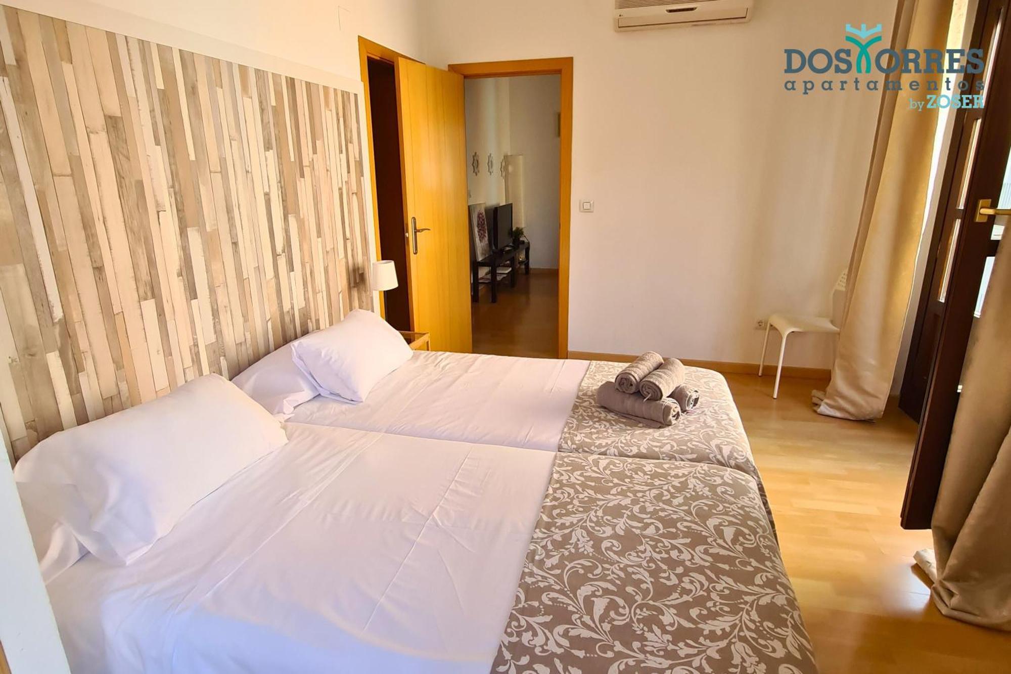 Dos Torres Pilar Suites- Balcones Con Vistas A La Ciudad Сарагоса Екстериор снимка