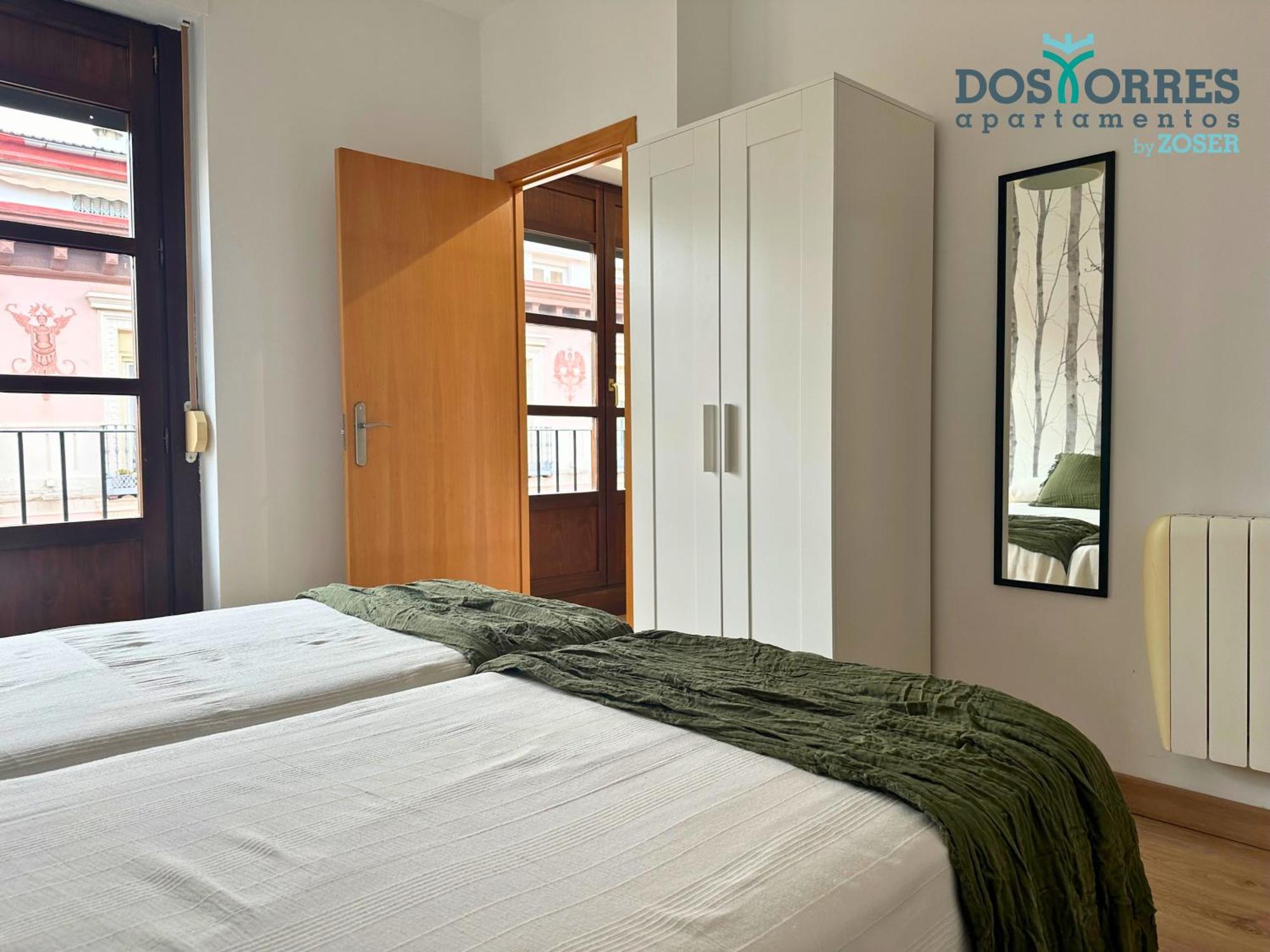 Dos Torres Pilar Suites- Balcones Con Vistas A La Ciudad Сарагоса Екстериор снимка