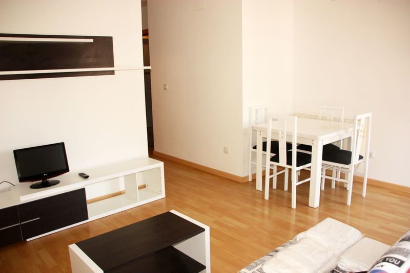 Dos Torres Pilar Suites- Balcones Con Vistas A La Ciudad Сарагоса Екстериор снимка